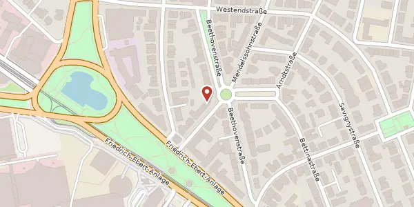 Karte der Umgebung von Wilhelm-Hauff-Str. 11, 60325 Frankfurt