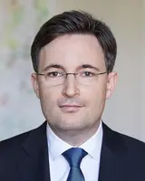 Foto von Dr. jur. Florian Holzner, LL.M.
