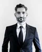 Foto von Babak Tabeshian