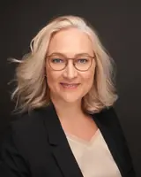 Foto von Julia Roglmeier, LL.M.