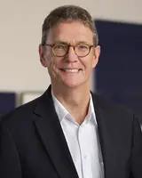 Foto von Prof. Dr. Fabian Schuster