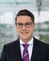 Foto von Florian Krumenaker, LL.M.